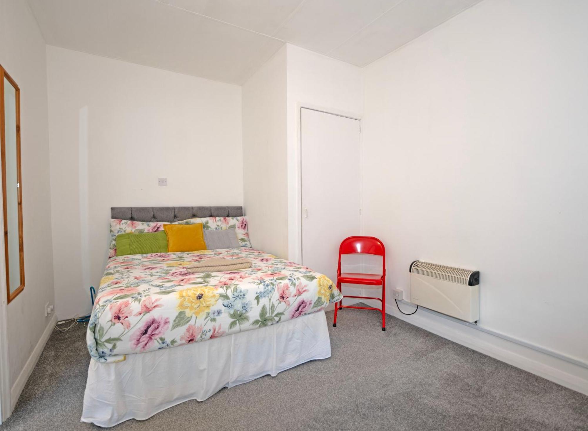 Flat In Clapham Budget Friendly Stay London Exterior foto